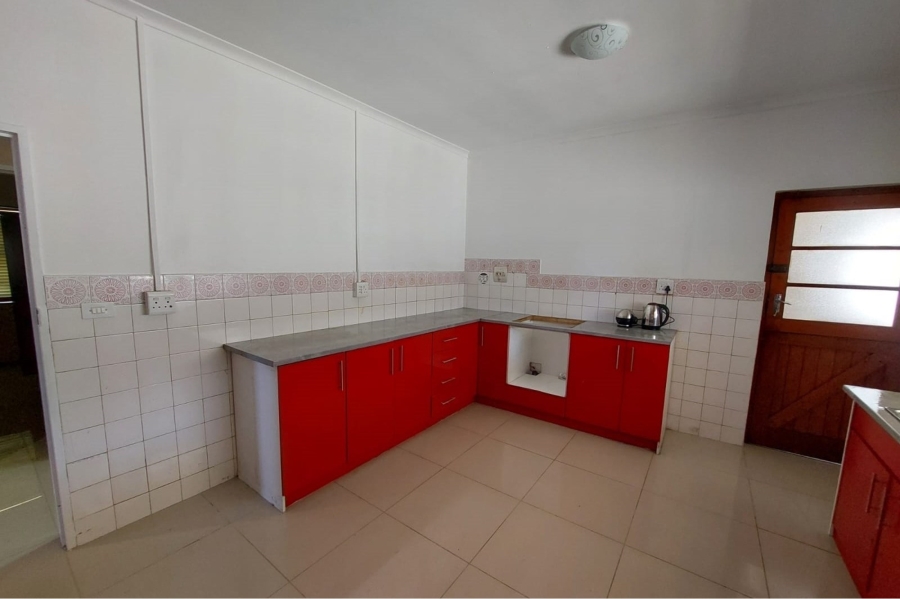 7 Bedroom Property for Sale in Parow Valley Western Cape